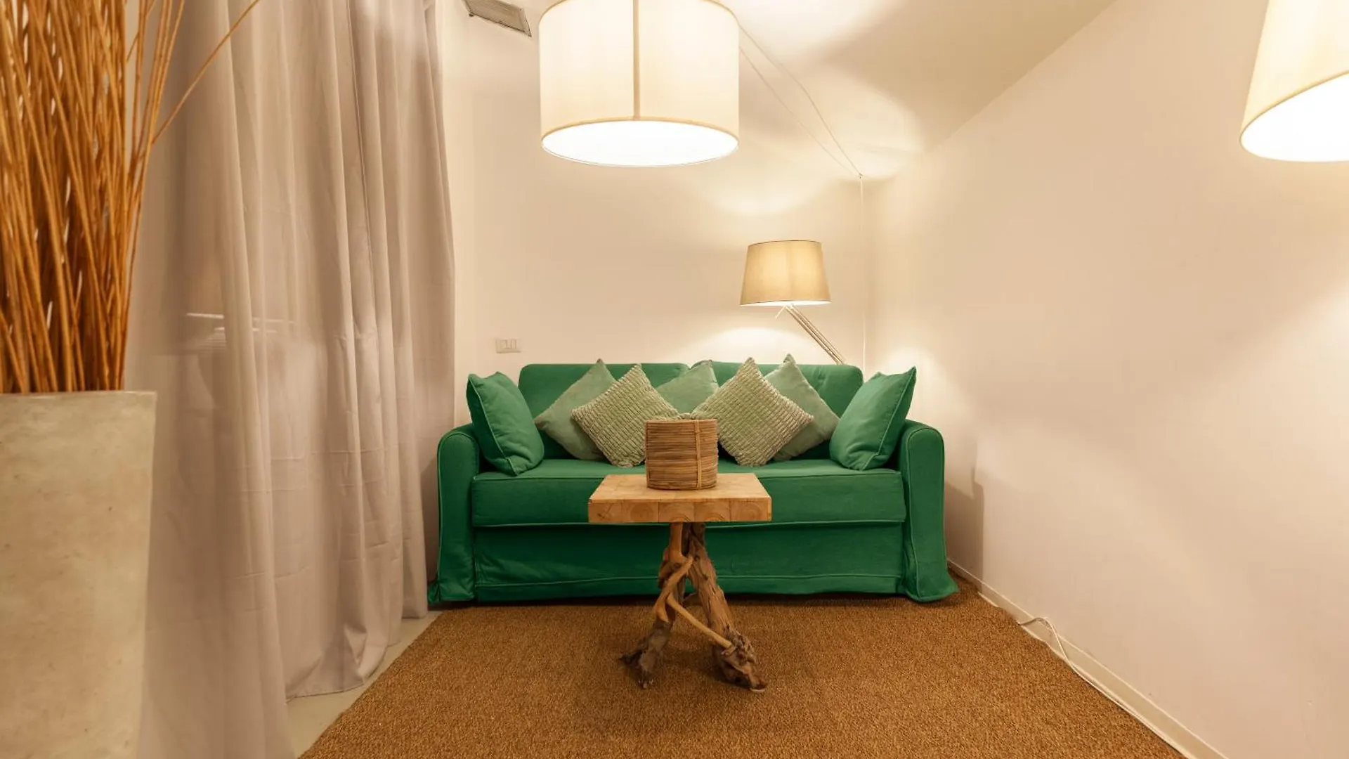 Campo Dei Fiori Historic Apartment Rome 0*,  Italy