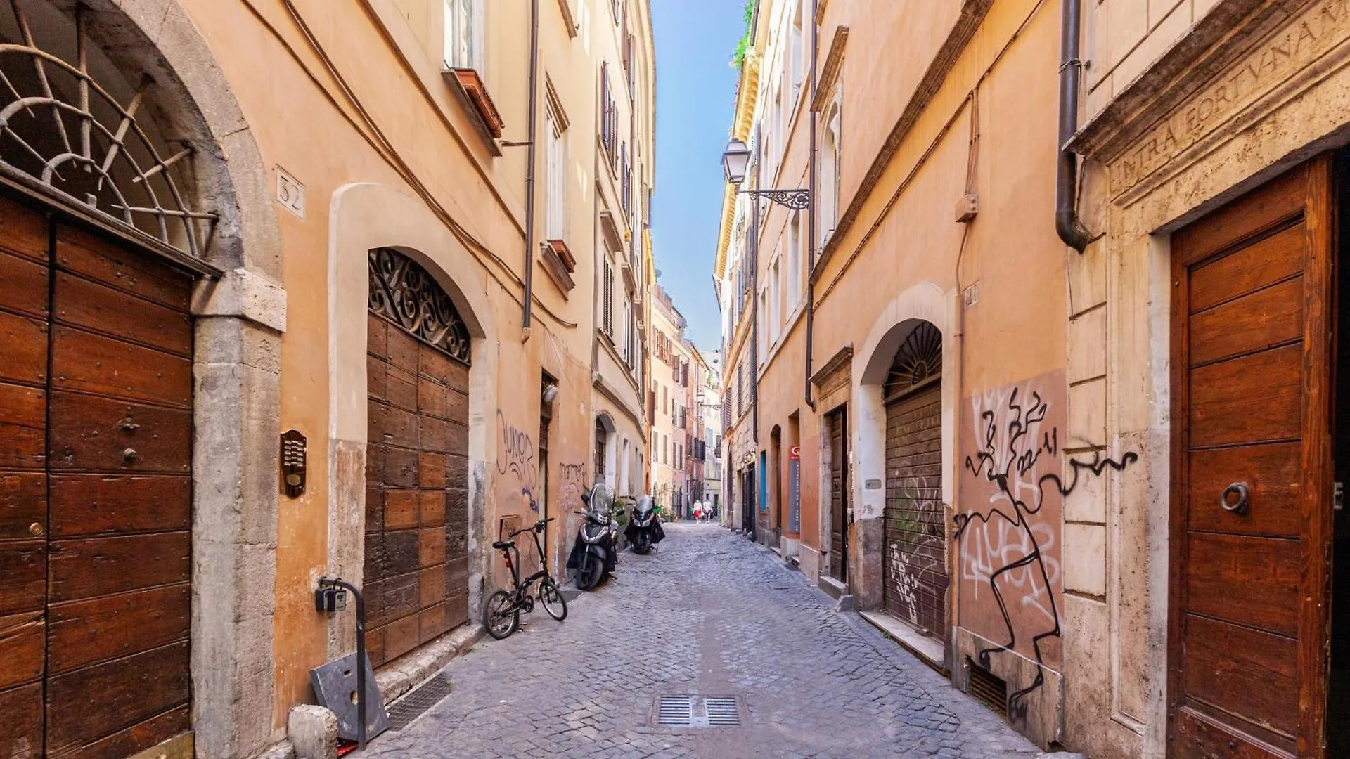Campo Dei Fiori Historic Apartment Roma